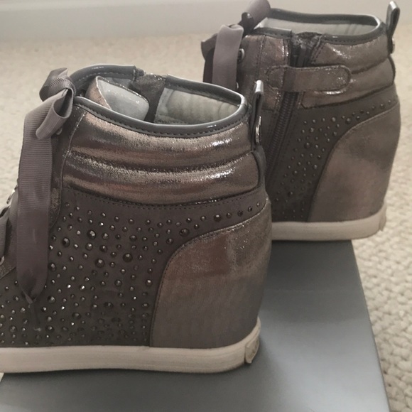 Stuart Weitzman Sneakers - Picture 4 of 14